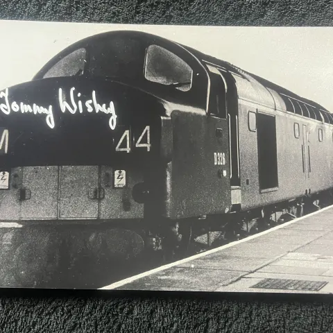 Tommy Wisbey Signed