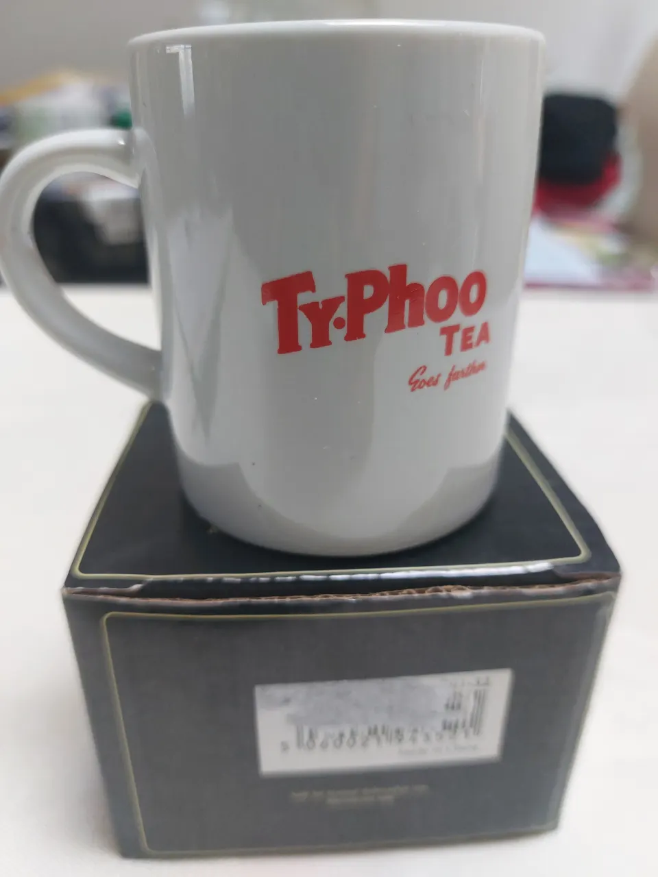Miniature typhoo collectors mugs in display box x 2