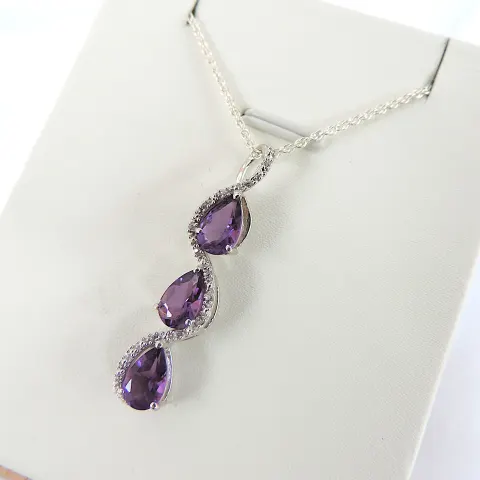 925 Silver 2.55 Carat Trilogy Amethyst Gemstone Necklace 'New With Gift Box'
