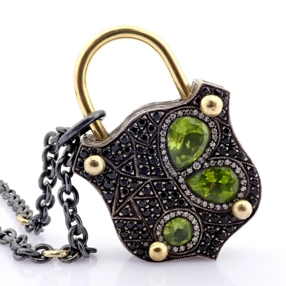 An Exquisite, Convertible Clasp Necklace Embellished With Gold, Colourful Stones, and Diamonds On Si