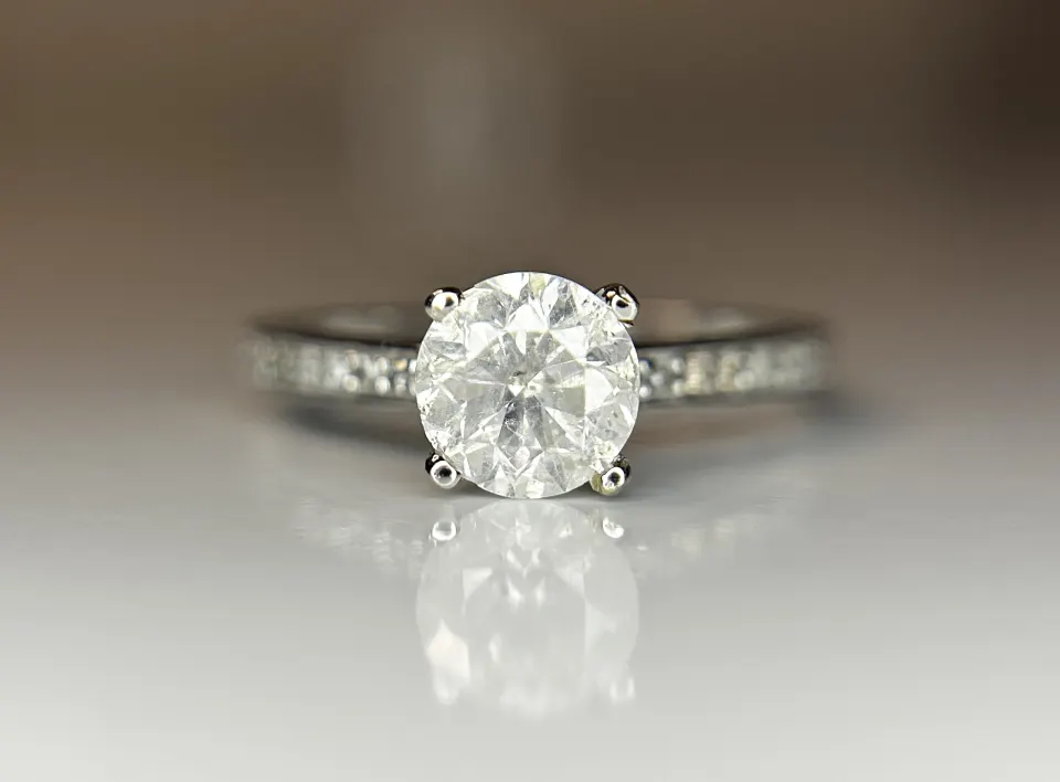 Beautiful 1.21ct Untreated Natural Solitaire Diamond & 18k Gold