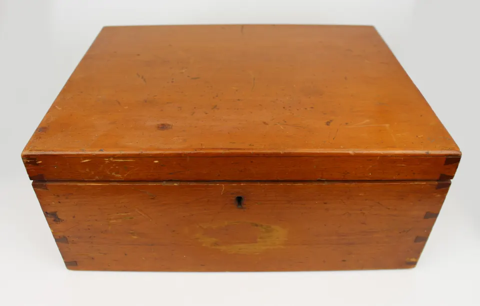 Edwardian Satinwood Case Caddy