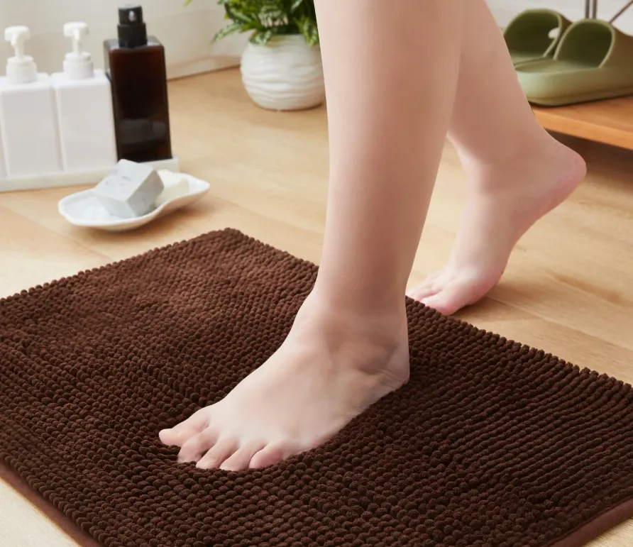 6 x Brown Luxury Chenille Bath Mat L13