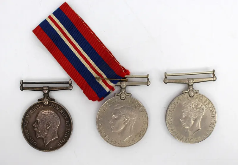 WWI & WWII RAF Medal Trio to 152 A.M.3 W.C. Jones R.A.F.