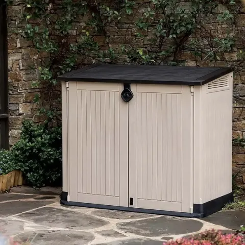 (24/Mez/P10) RRP £125. Keter Store It Out MIDI Beige/Brown. 880L Storage Capacity. Stylish Wood Eff