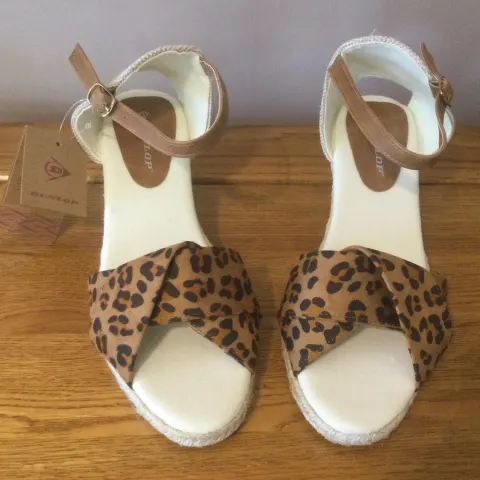 Dunlop “Cleo” Espadrille Wedge Sandals, Size 7, Leopard - New RRP £35.00