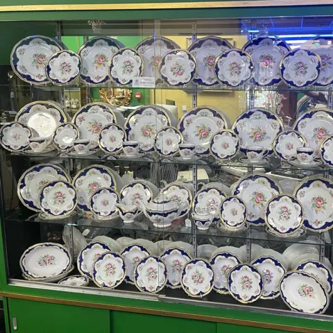 Royal Worcester Charlotte Dinner Service 70 Pieces