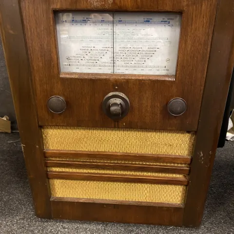 Vintage Radio