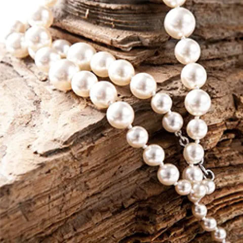 Jewellery, Antiques & Collectables, Watches & Designer Sunglasses | No Reserve | Free UK Shipping