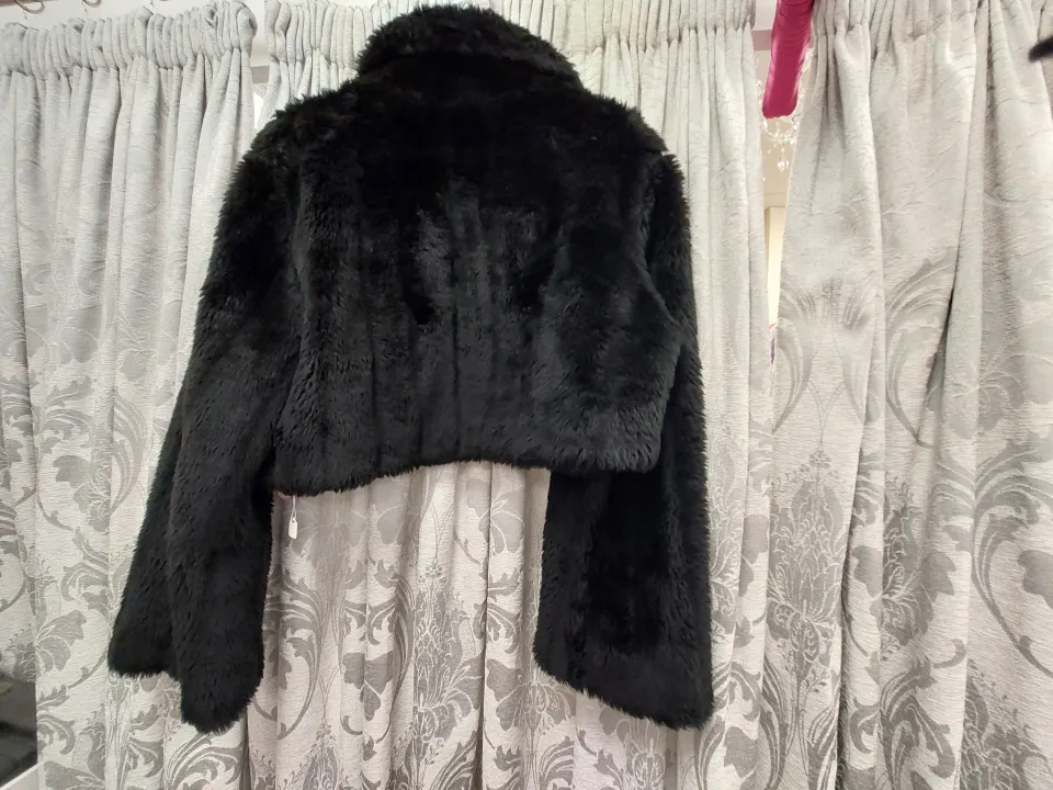 Black faux fur jacket Large