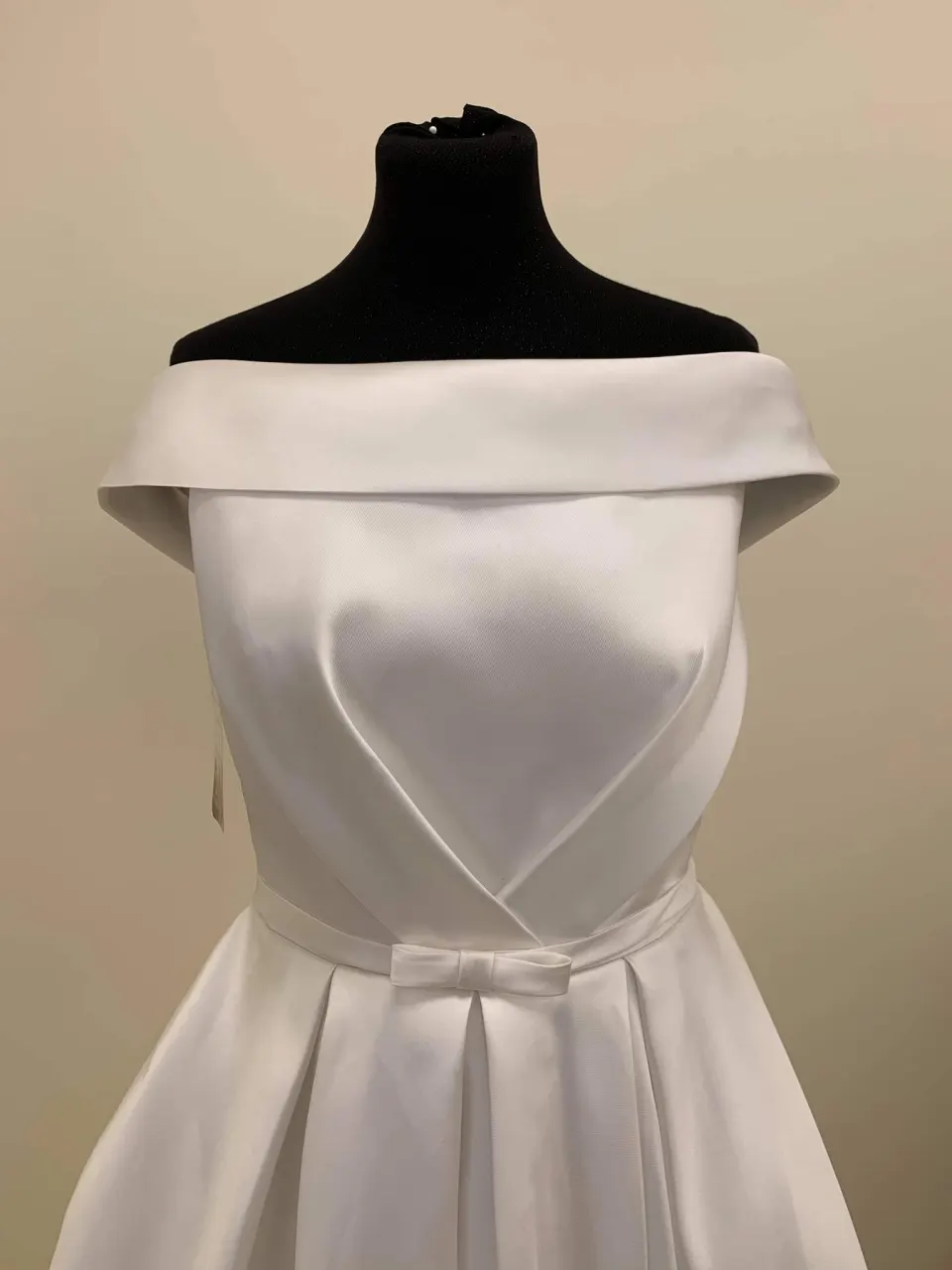 Catherine Parry Wedding dress Hi low size 12