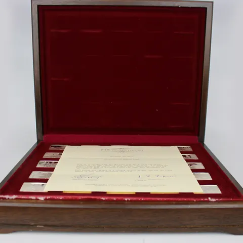 Cased John Pinches Sterling Silver Jubilee Medals