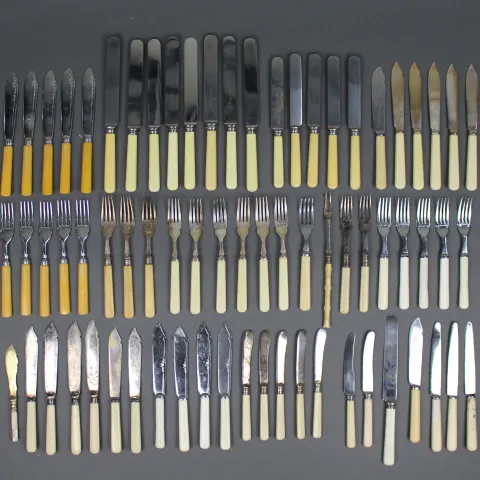 Large Collection of Bone Handled Silver Plate Cultery Flatware