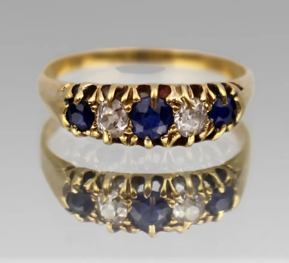 Vintage Five Stone Sapphire & Diamond 18ct Gold Ring