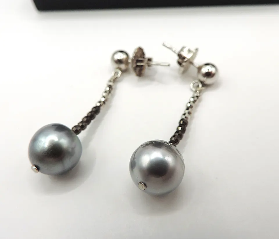 Sterling Silver Cultured Pearl Earrings New With Gift Pouch