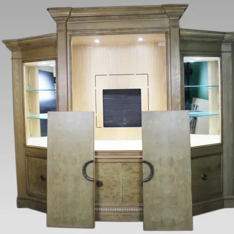 Quality Fitted Pediment Cabinet Unit by Drexel Heritage