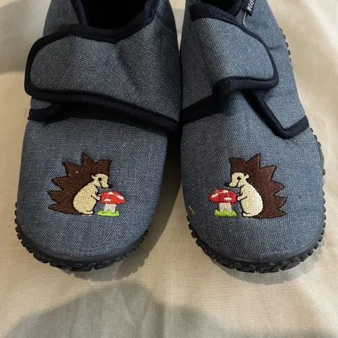 Playshoes Kids Slippers In Blue. UK 10.5 EU 28/29. Bundle of 4