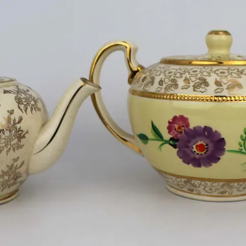 Pair of Lingard Tea Pots