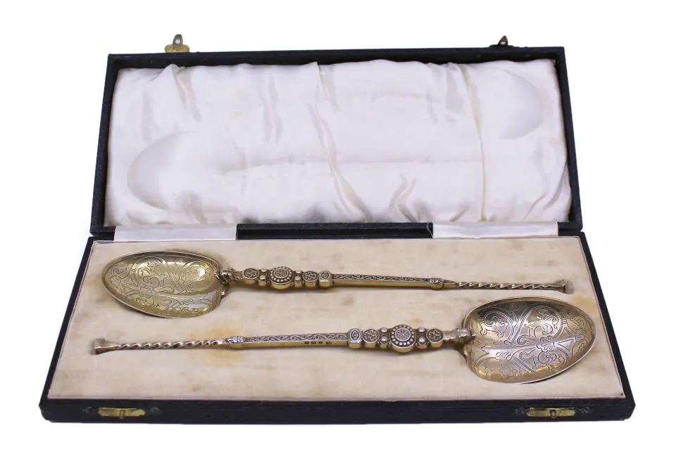 Pair of Cased Silver Gilt Anointing Spoons – Birmingham, 1936