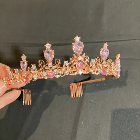 Tiara worn by Mia Lloyd