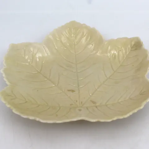 Belleek Maple Leaf Plate c.1950