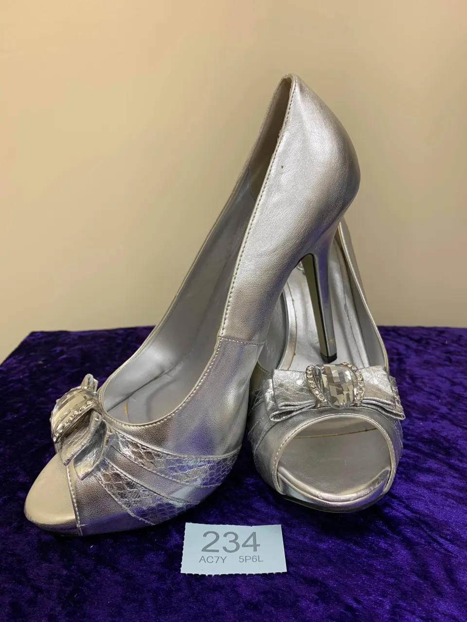 Designer shoes Silver size 41
