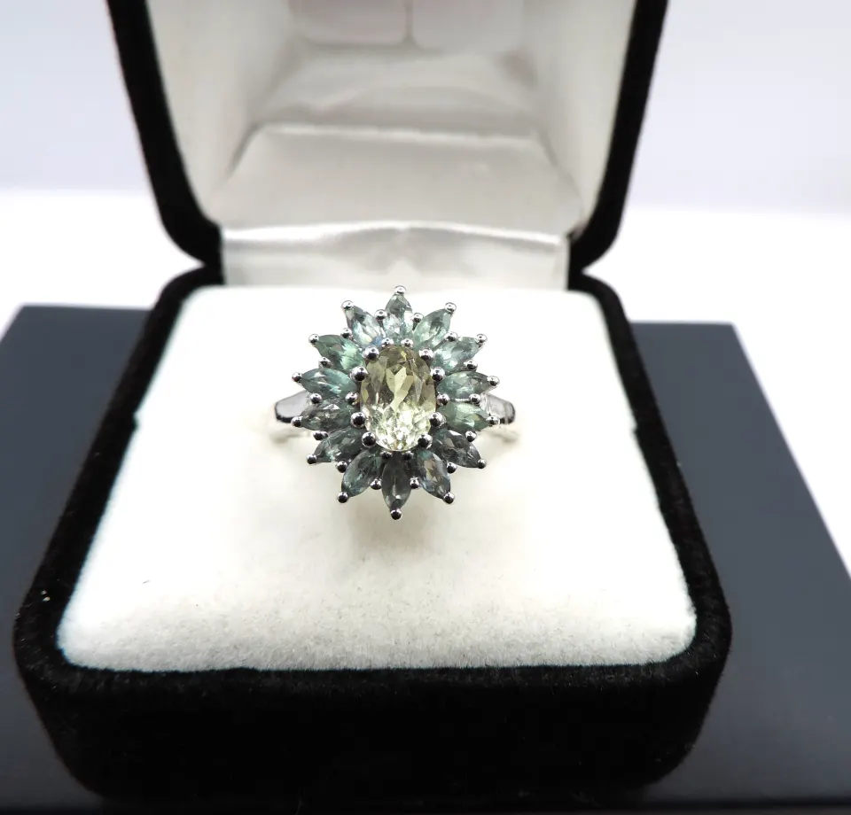 Sterling Silver Peridot Ring New With Gift Pouch