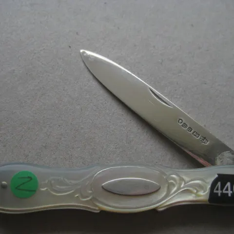 Victorian Mother of Pearl Hafted Silver Bladed Folding Fruit Knife