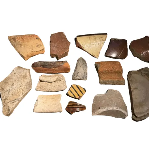 Early Pottery Fragments, Thames Foreshore Finds (£7 UK £20 International Post)