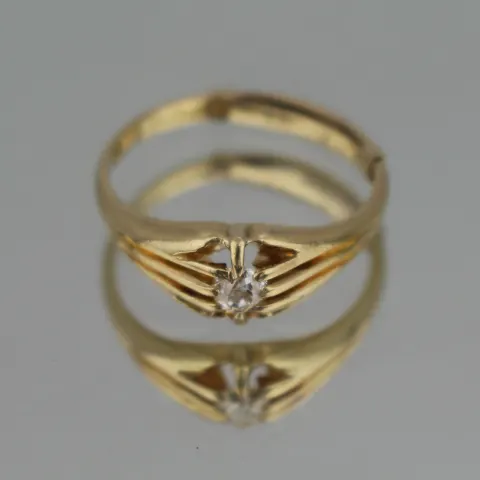 18ct Gold Diamond Ring