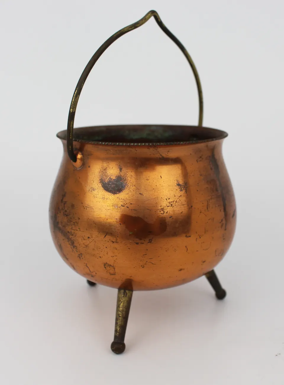 Vintage Copper Handled Pot on Tripod Base