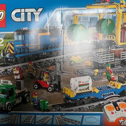 AZ155  . Lego consisting of 60052 Train set,