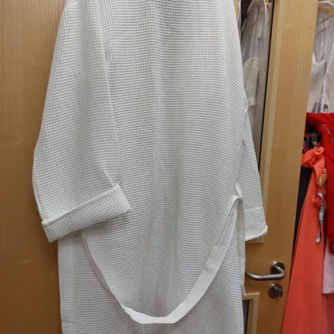 White dressing gown large
