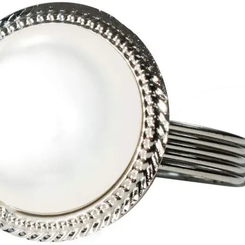 6x BOXES OF FOUR ROUND NAPKIN RINGS WITH PEARLISED CRYSTAL CABOCHON CENTRES