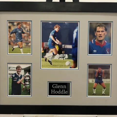 GLEN HODDLE framed original signature presentation.