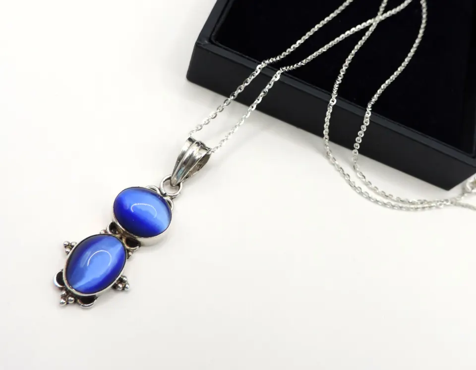  Sterling Silver Cobalt Blue Cats Eye Pendant Necklace