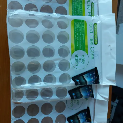 iPad Covers - Transparent x 30 RRP £8.99 Each