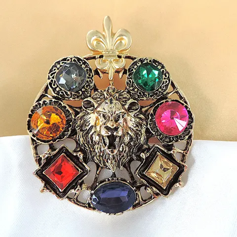 Large Baroque Style Costume Jewellery Brooch