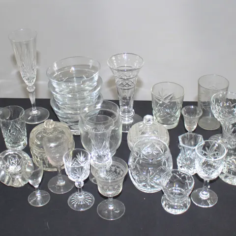 Assorted Collection of Crystal & Glassware