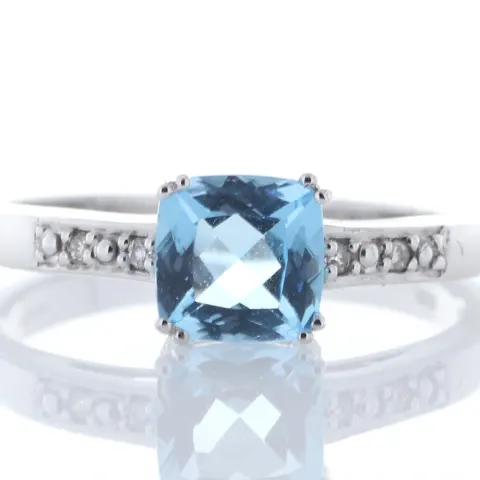 9ct White Gold Blue Topaz Diamond Ring