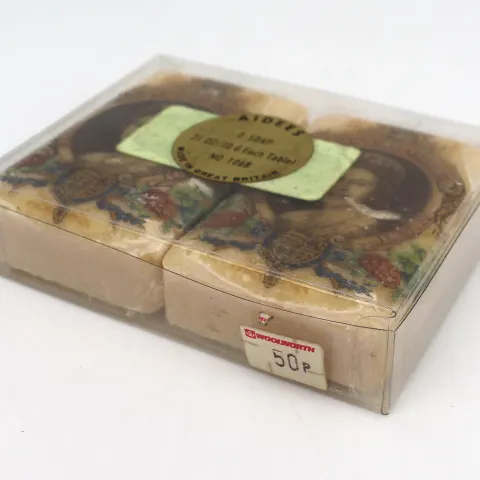 Pair of Aidees Elizabeth II Silver Jubilee Soap Bars