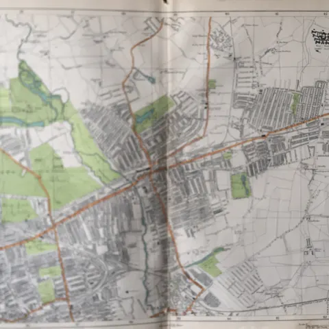 Bacons London & Suburbs Rare Vintage c1926 Map London Forest Gate Wanstead Ilford.