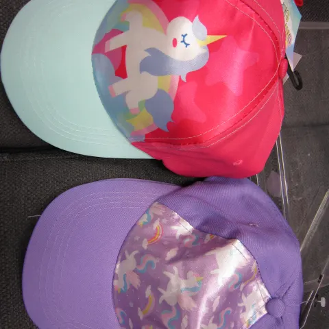 100pcs assorted as pictured licensed Unicorn caps - brand new sealed rrp £4.99.