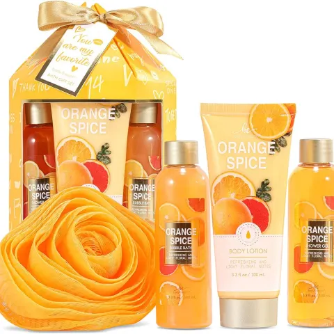 4 x 4 Piece B and E Orange Spice Spa Gift Sets - RRP 19.54 ea