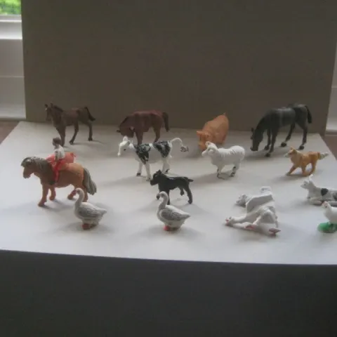 A Group of 16 Vintage Plastic Farm Animals