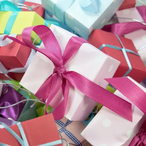 No Reserve Liquidation Stock | Trader Bundles including Clothing, Prom/wedding items, Homewares, Toys, Gifts, Cards & more | No VAT on Hammer