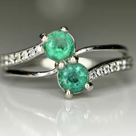Beautiful 0.78Ct Natural Emerald Ring With Natural Diamonds & Platinum 950