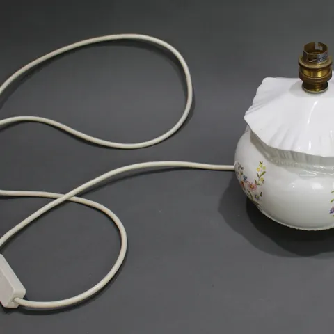 Aynsley Porcelain Butterfly Table Lamp