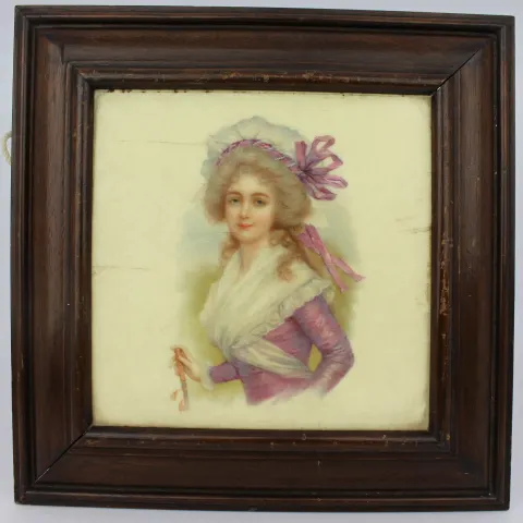 Victorian Framed Lady in Bonnet Tile