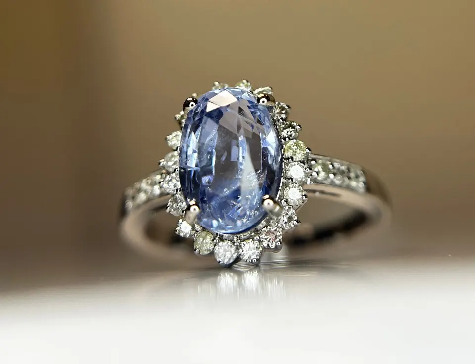 3.13 CT  Unheated/Untreated  Ceylon Cornflour Blue Sapphire  Diamonds & 18k Gold